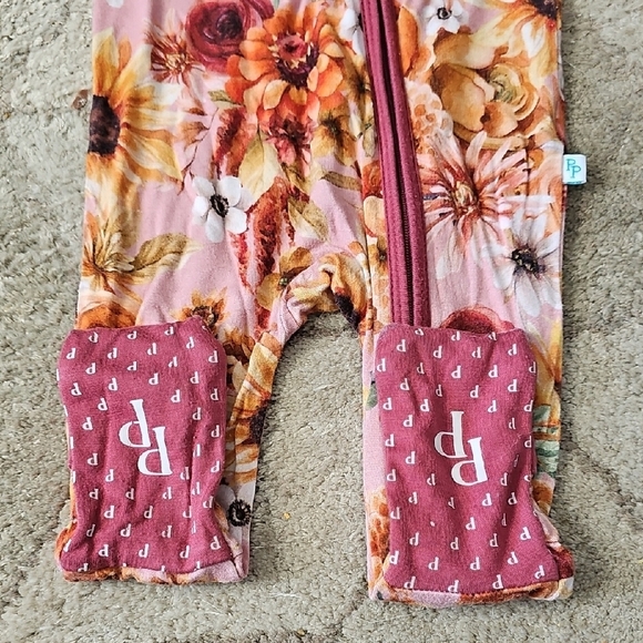 Posh Peanut Brigitta Convertable Footies - Picture 2 of 3